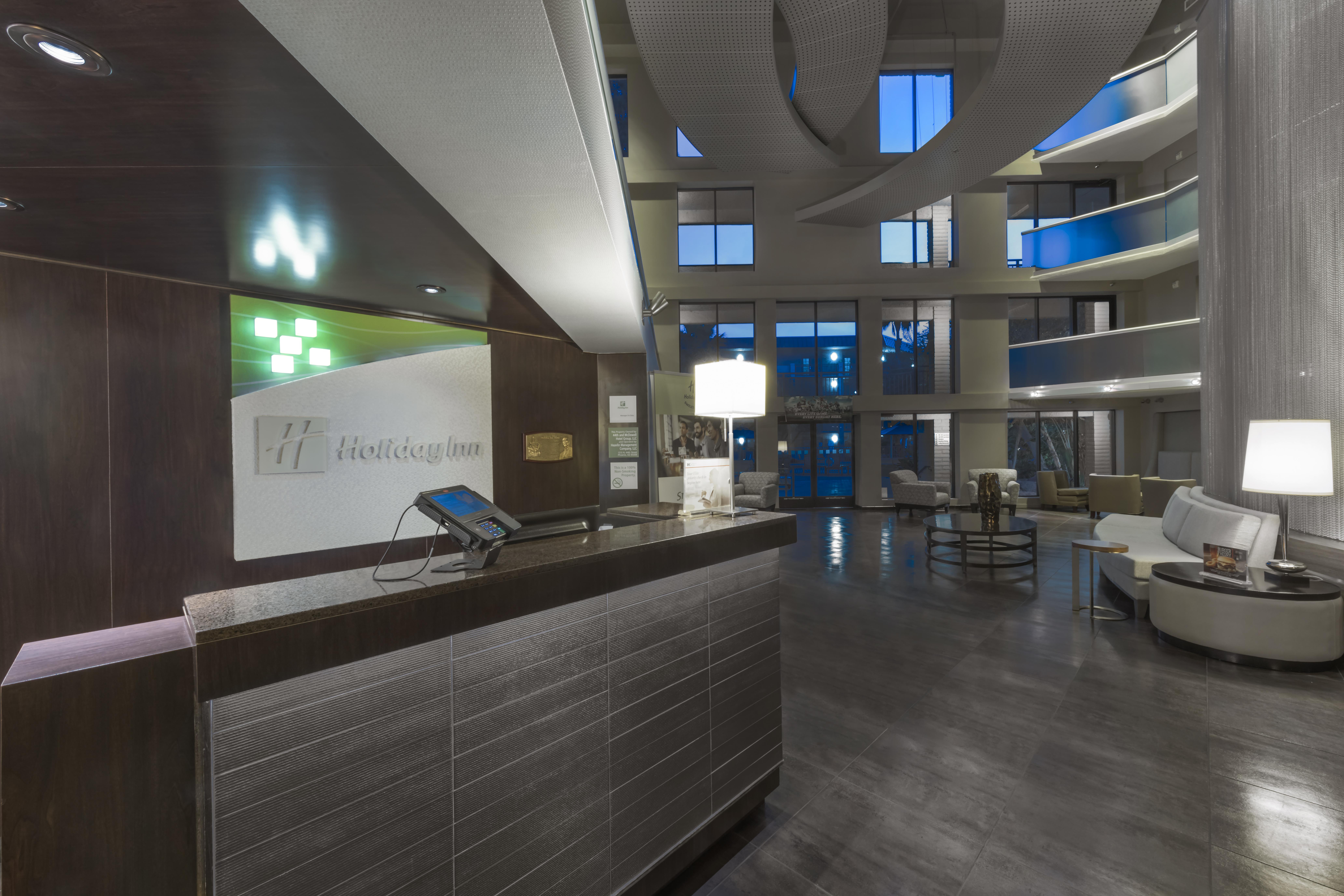Holiday Inn And Suites Phoenix Airport North By Ihg Ngoại thất bức ảnh