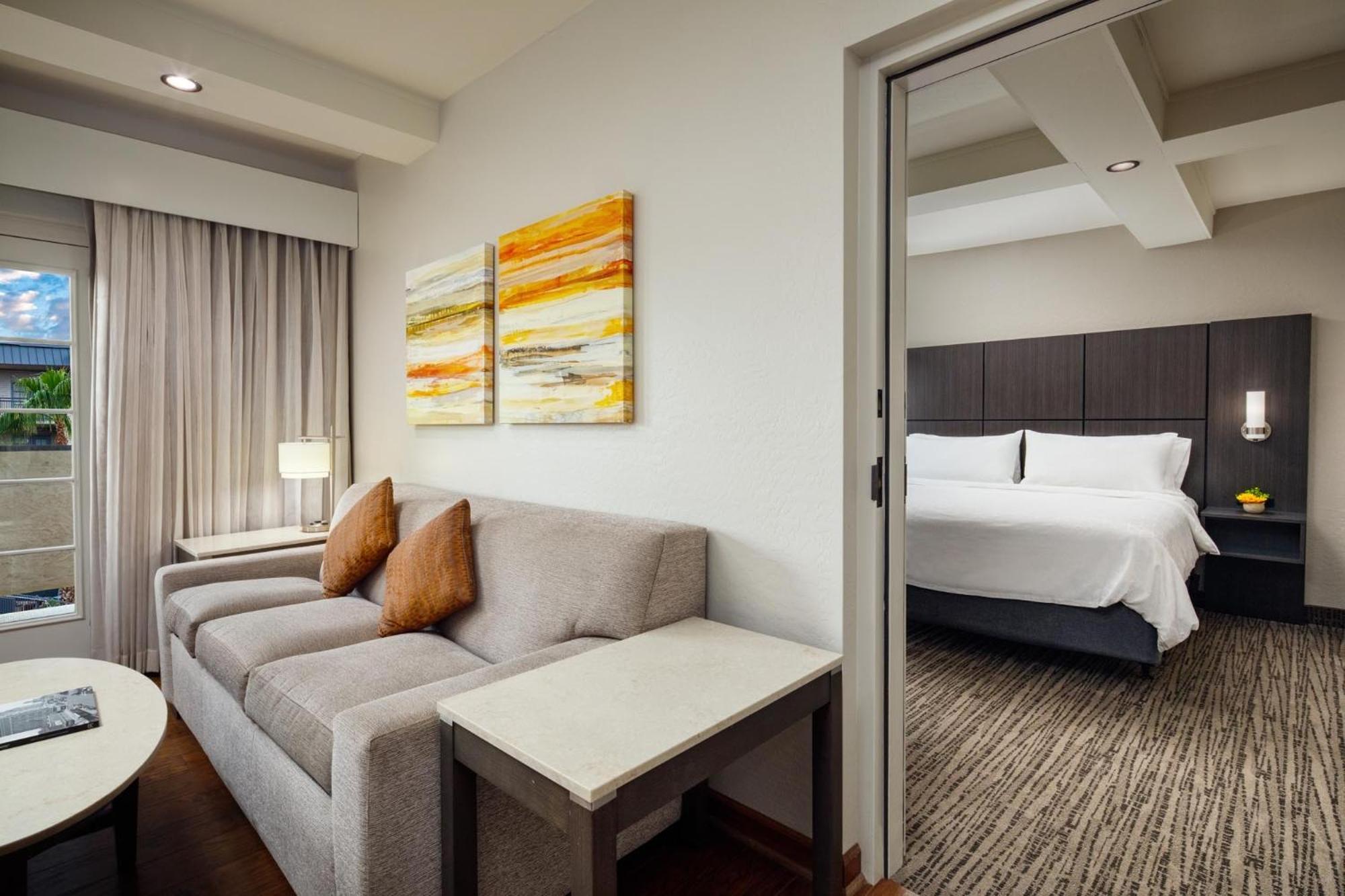 Holiday Inn And Suites Phoenix Airport North By Ihg Ngoại thất bức ảnh